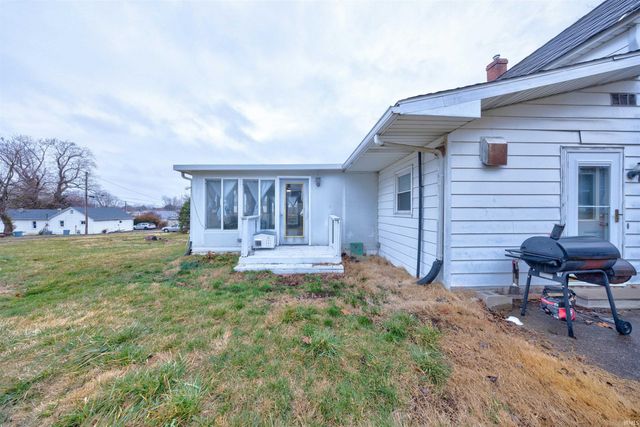 631 16th Street, Tell City, IN 47586