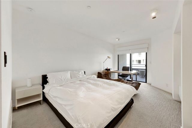 150 Ocean Park 520, Santa Monica, CA 90405