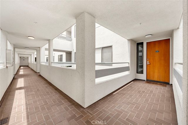 150 Ocean Park 520, Santa Monica, CA 90405