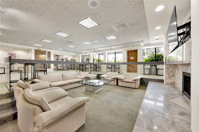 150 Ocean Park 520, Santa Monica, CA 90405