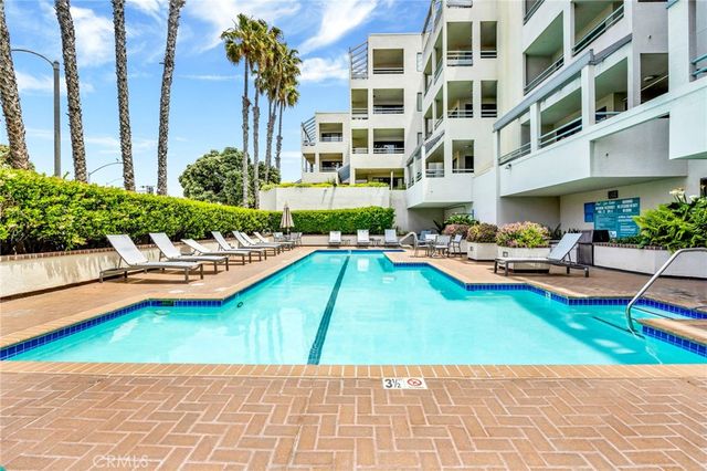 150 Ocean Park 520, Santa Monica, CA 90405
