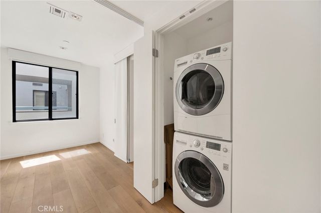 150 Ocean Park 520, Santa Monica, CA 90405