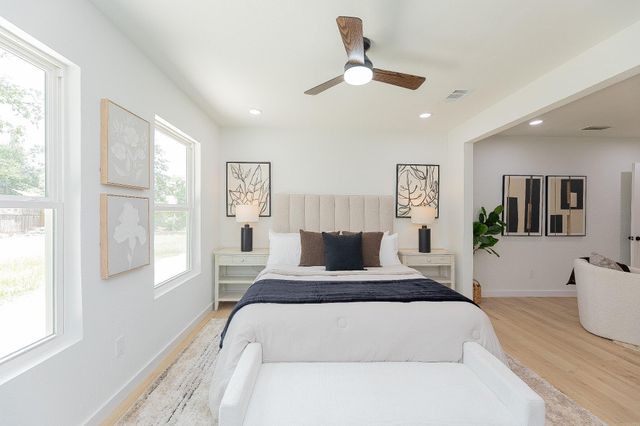 9843 Childress DR, Austin, TX 78753