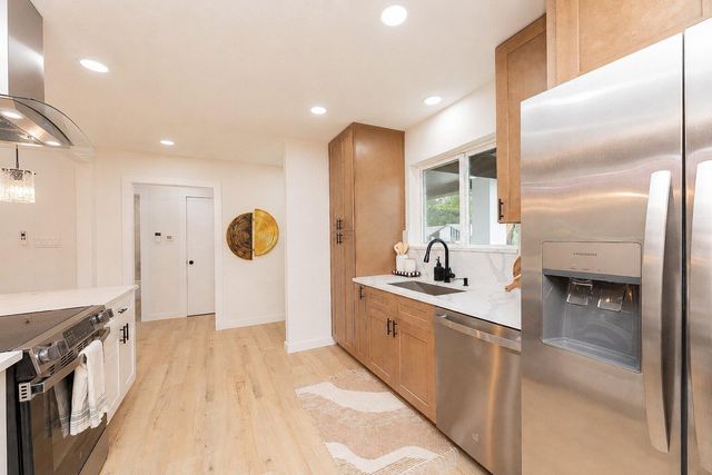 9843 Childress DR, Austin, TX 78753