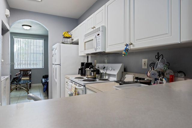 3335 NE 13th Cir Dr 105-27, Homestead, FL 33033