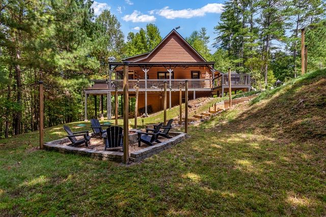 16 Toccoa Ridge Road, Mineral Bluff, GA 30559