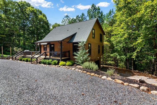 16 Toccoa Ridge Road, Mineral Bluff, GA 30559