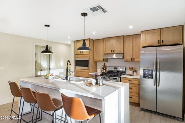 13238 N 38 Place, Phoenix, AZ 85032