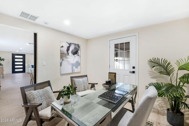 13238 N 38 Place, Phoenix, AZ 85032