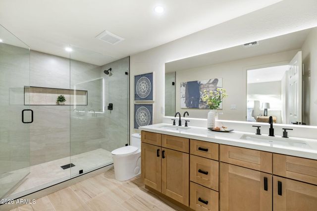13238 N 38 Place, Phoenix, AZ 85032