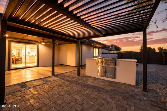 13238 N 38 Place, Phoenix, AZ 85032