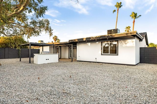 13238 N 38 Place, Phoenix, AZ 85032