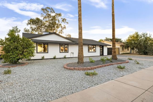 13238 N 38 Place, Phoenix, AZ 85032