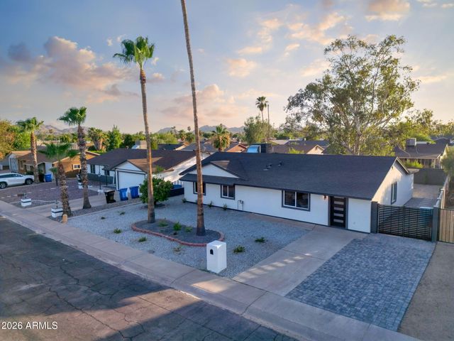 13238 N 38 Place, Phoenix, AZ 85032