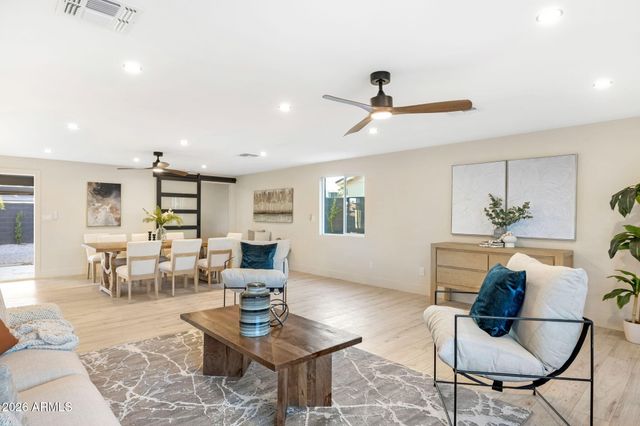 13238 N 38 Place, Phoenix, AZ 85032