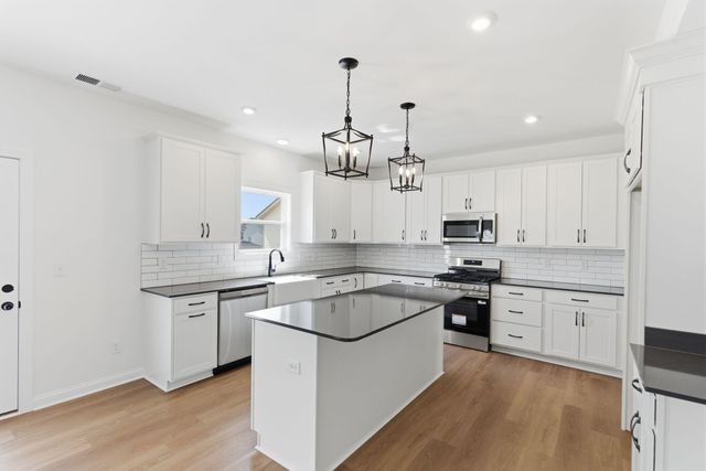 105 Roland Court, Nicholasville, KY 40356