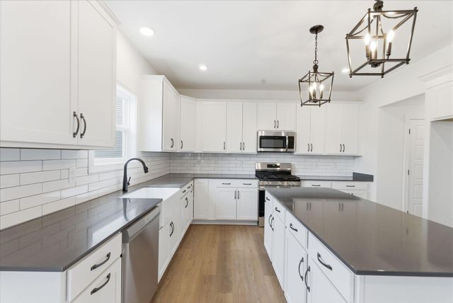 105 Roland Court, Nicholasville, KY 40356