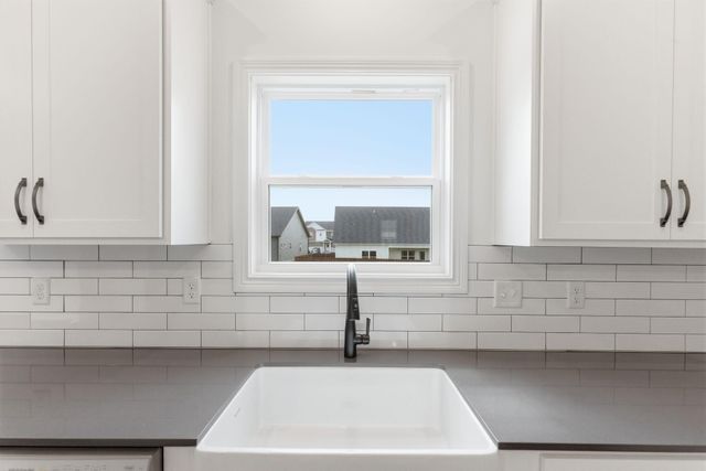 105 Roland Court, Nicholasville, KY 40356