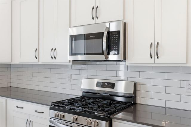 105 Roland Court, Nicholasville, KY 40356