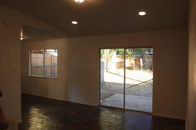 2412 Village Walk, Austin, TX 78744