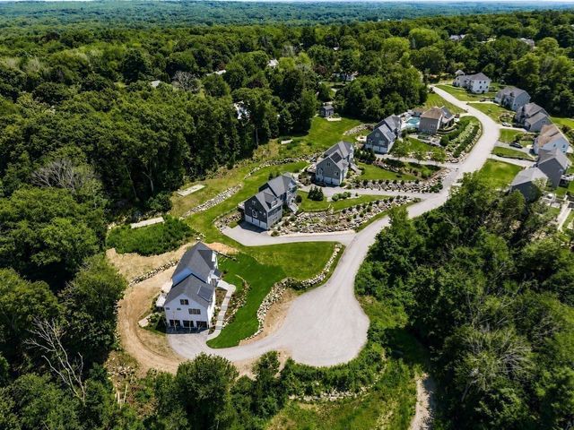 15 Tuscan Ct, Cumberland, RI 02864