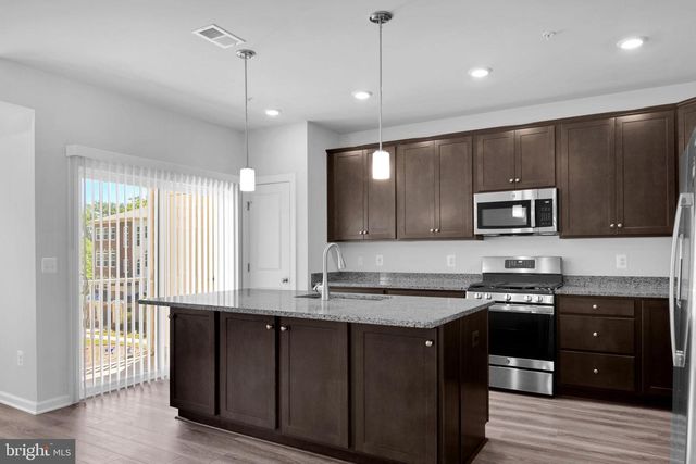 9712 VANG DR, Lanham, MD 20706