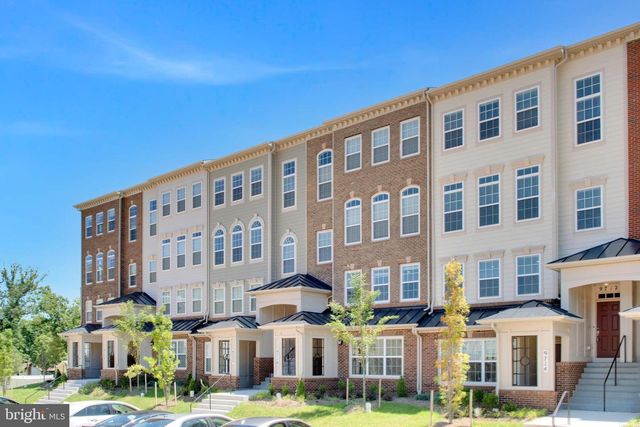 9712 VANG DR, Lanham, MD 20706