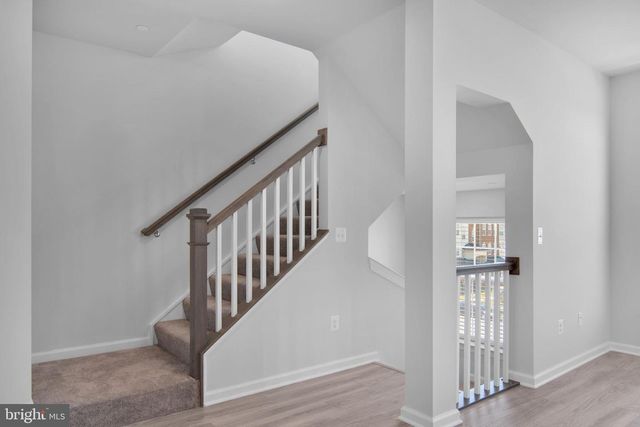 9712 VANG DR, Lanham, MD 20706