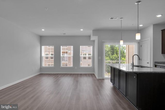 9712 VANG DR, Lanham, MD 20706