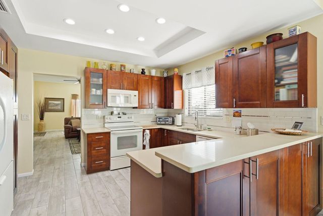 3078 EASTLAND BOULEVARD 401, Clearwater, FL 33761