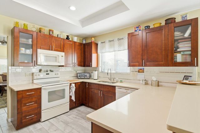 3078 EASTLAND BOULEVARD 401, Clearwater, FL 33761