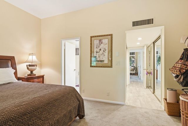 3078 EASTLAND BOULEVARD 401, Clearwater, FL 33761