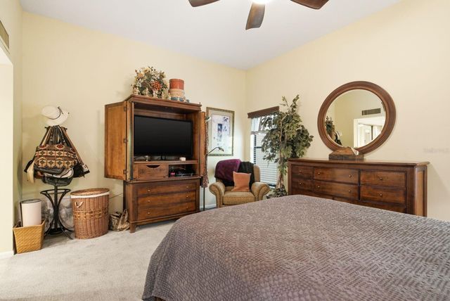 3078 EASTLAND BOULEVARD 401, Clearwater, FL 33761