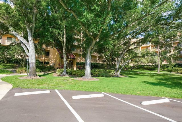 3078 EASTLAND BOULEVARD 401, Clearwater, FL 33761