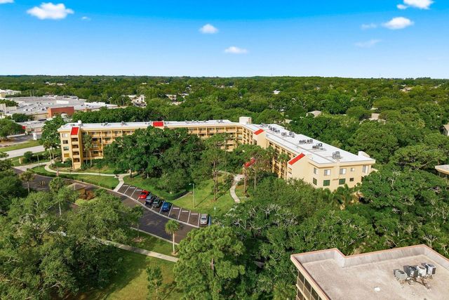 3078 EASTLAND BOULEVARD 401, Clearwater, FL 33761
