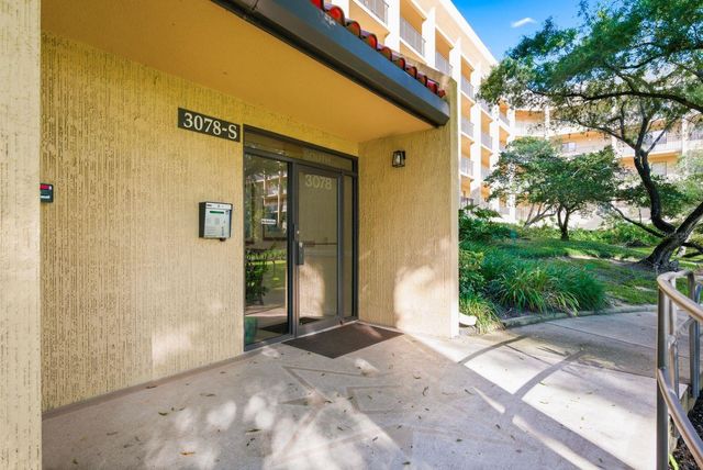 3078 EASTLAND BOULEVARD 401, Clearwater, FL 33761