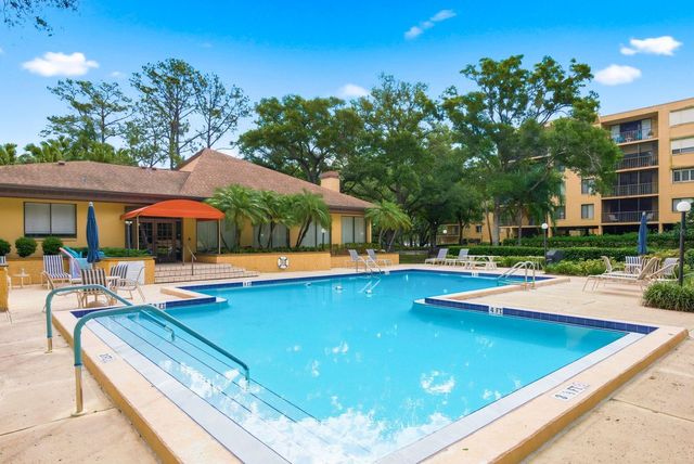 3078 EASTLAND BOULEVARD 401, Clearwater, FL 33761