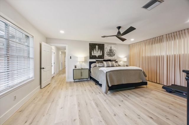 802 E Mansfield Street, Brenham, TX 77833