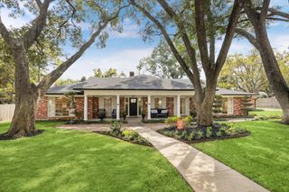 802 E Mansfield Street, Brenham, TX 77833