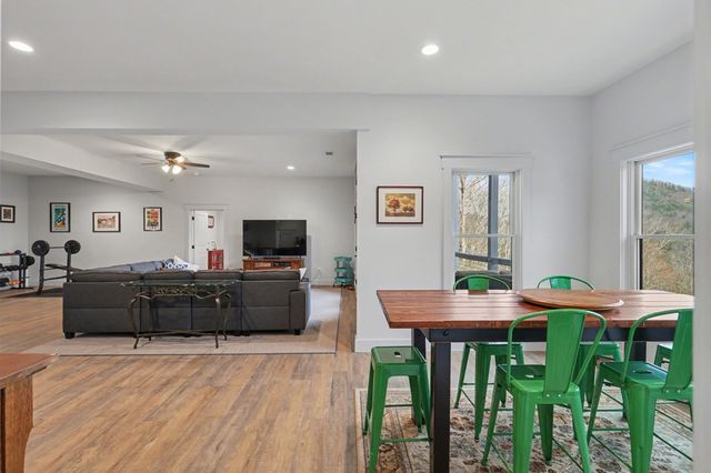 452 Chestnut Mountain Road, Blairsville, GA 30512