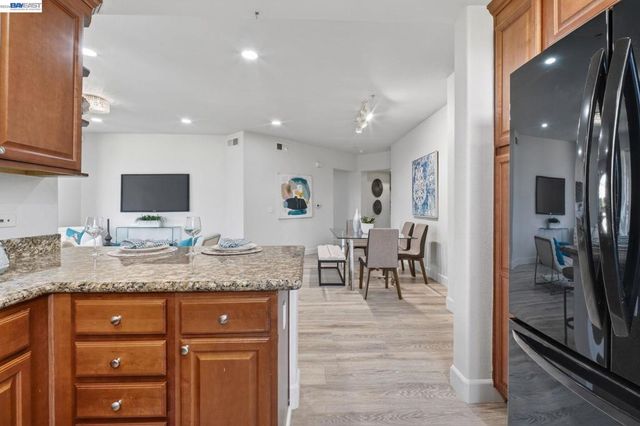 600 S Abel St 214, Milpitas, CA 95035