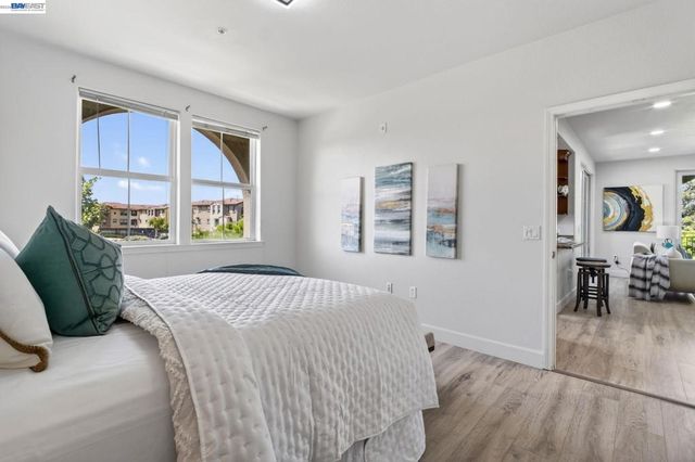 600 S Abel St 214, Milpitas, CA 95035