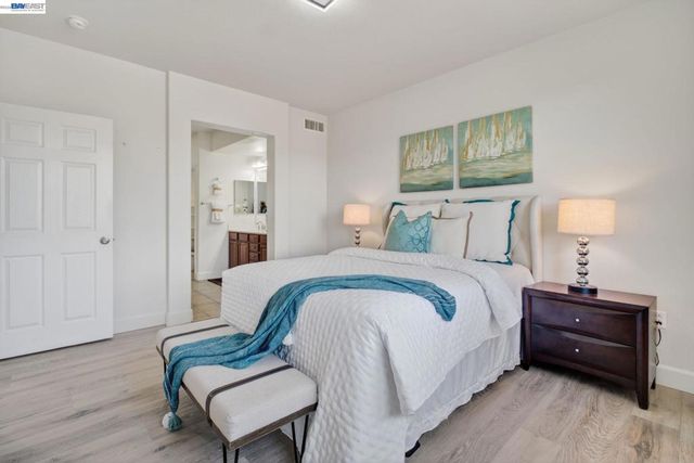 600 S Abel St 214, Milpitas, CA 95035
