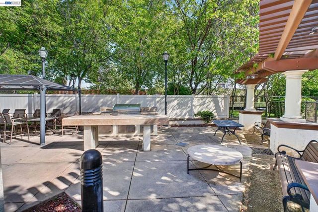 600 S Abel St 214, Milpitas, CA 95035