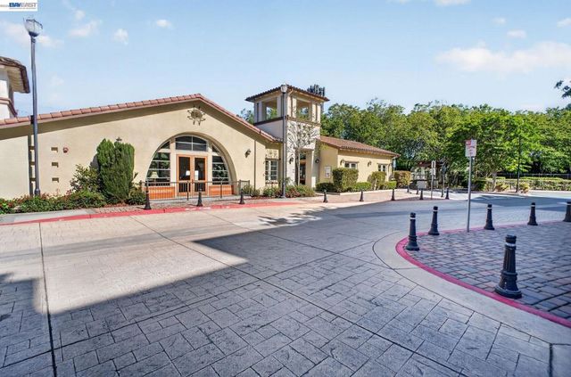 600 S Abel St 214, Milpitas, CA 95035
