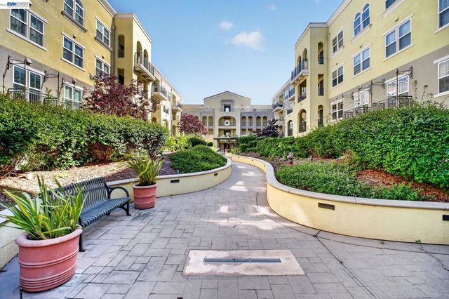 600 S Abel St 214, Milpitas, CA 95035