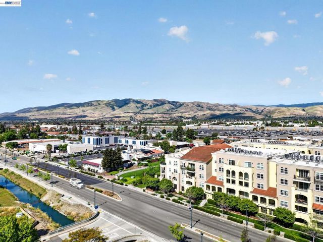 600 S Abel St 214, Milpitas, CA 95035