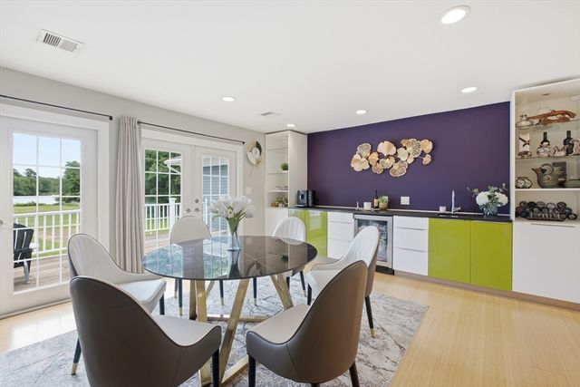 20 Parkerville Rd, Southborough, MA 01772