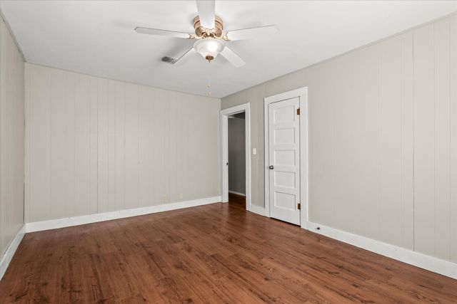 805 Avenue C, Levelland, TX 79336