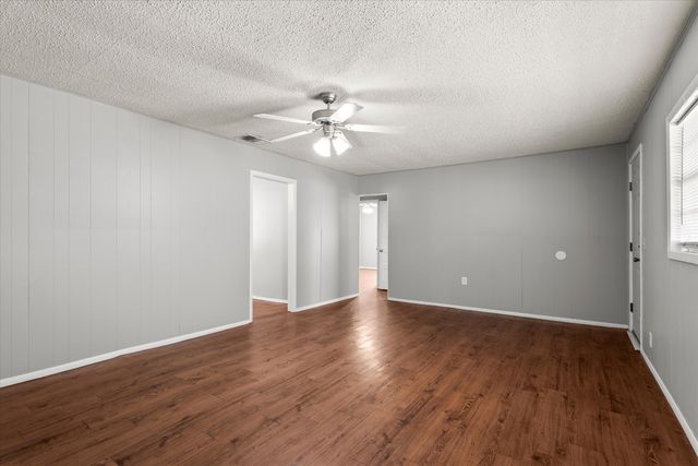 805 Avenue C, Levelland, TX 79336